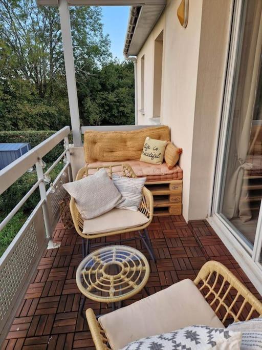 Appartement Cosy Oloron, Aux Pieds Des Pyrenees Et De L'Atlantique! Luaran gambar